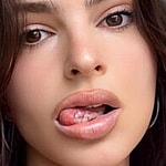 Emily Ratajkowski close up