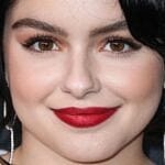 Ariel Winter close up
