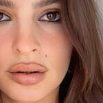 Emily Ratajkowski close up