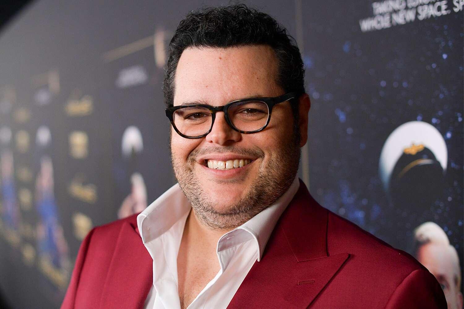 Josh Gad