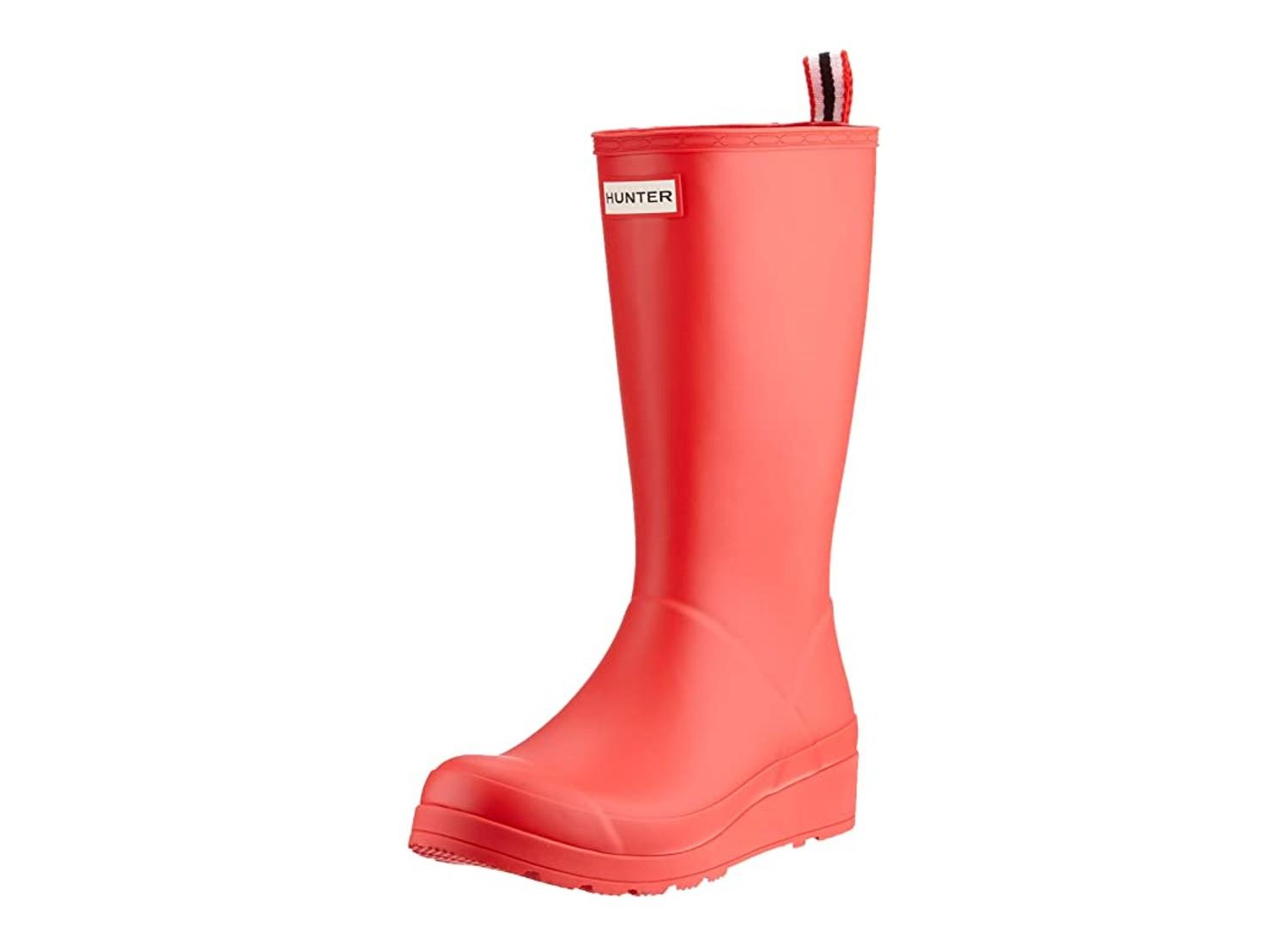 A single Logo Red Hunter boot.