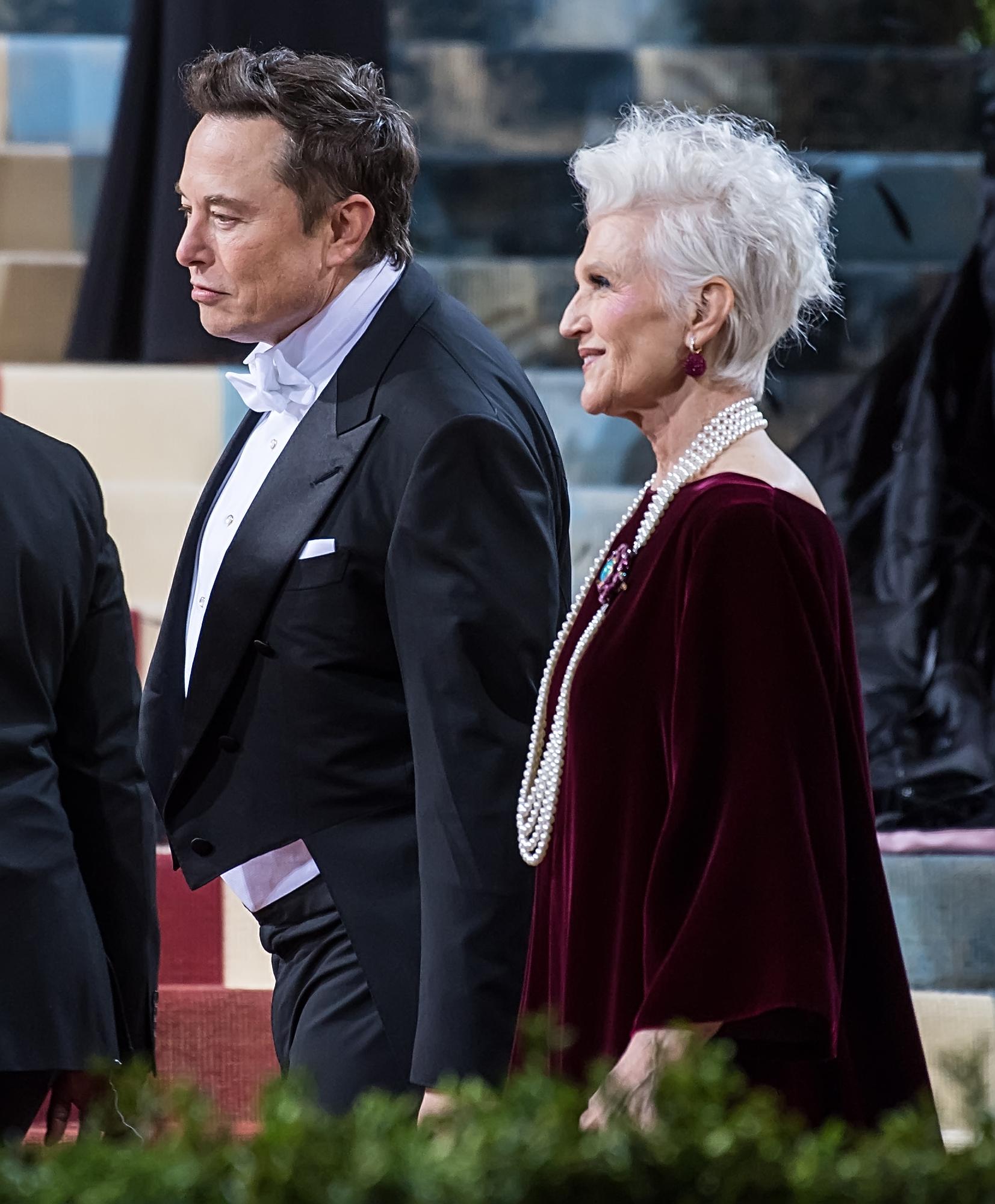 Elon Musk, Maye Musk.