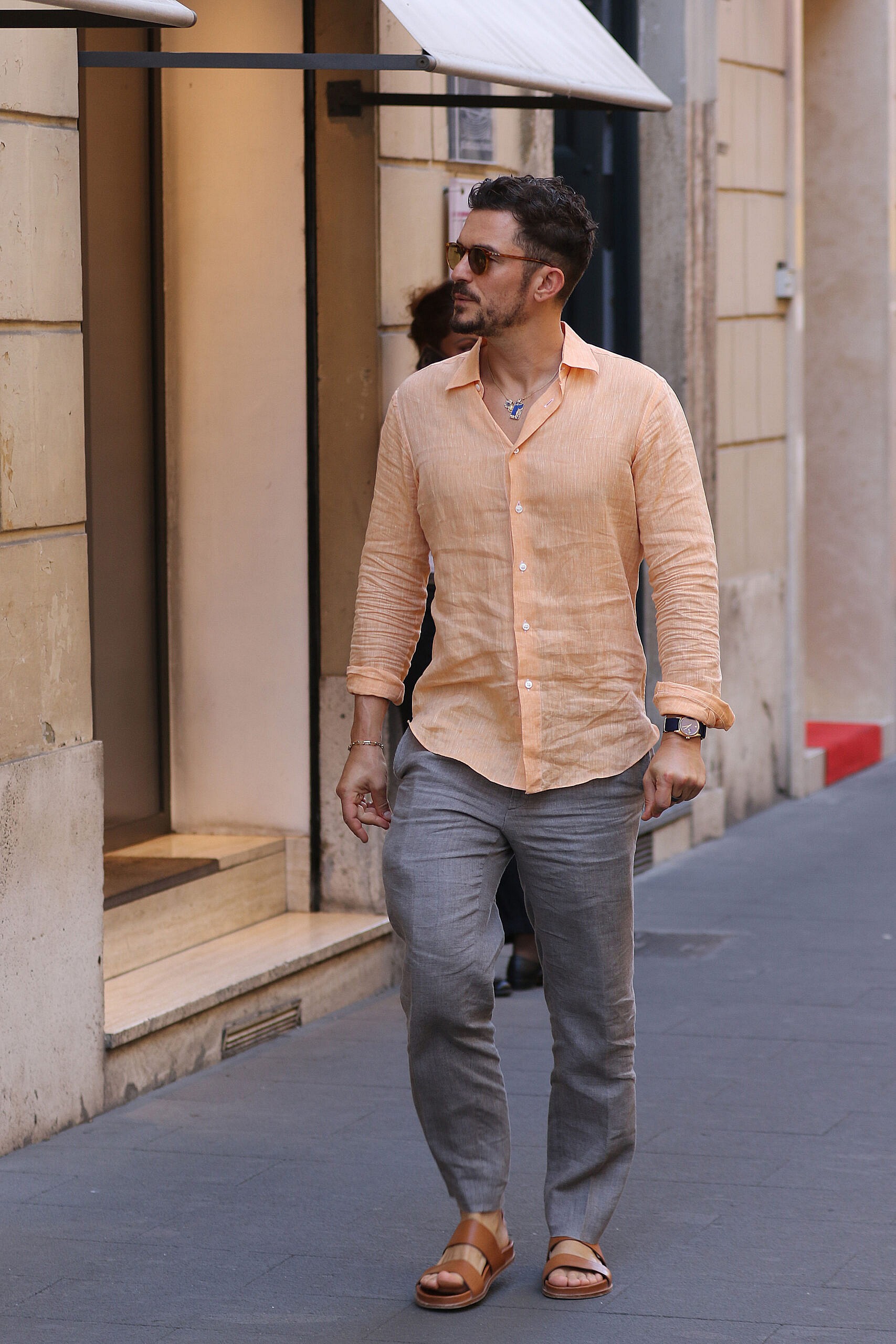 Katy Perry and Orlando Bloom go shopping and have lunch with Karlie Kloss and husband in Rome