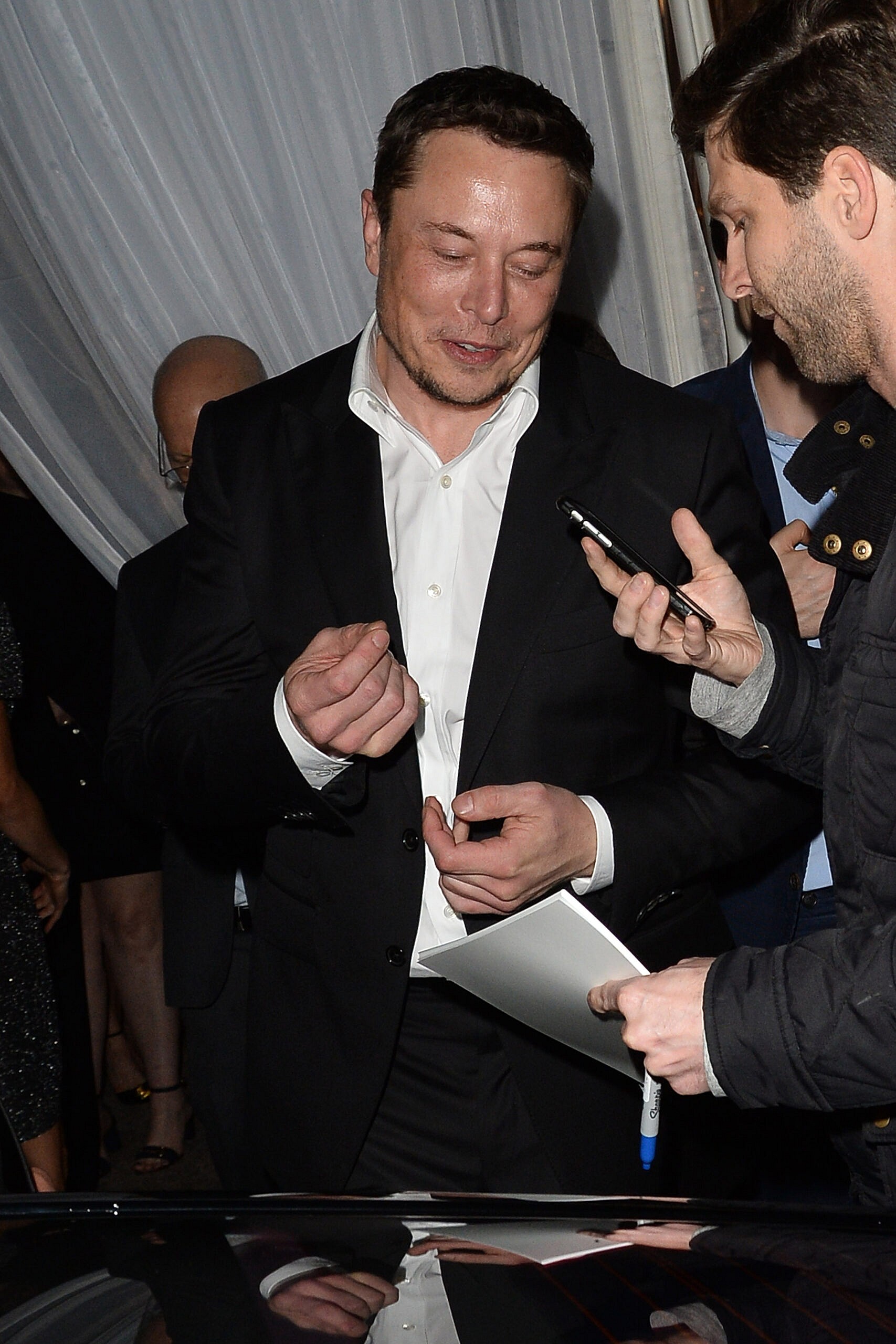 Amber Heard Leaves The WME Talent Agency Party Tha Elon Musk Also Attended