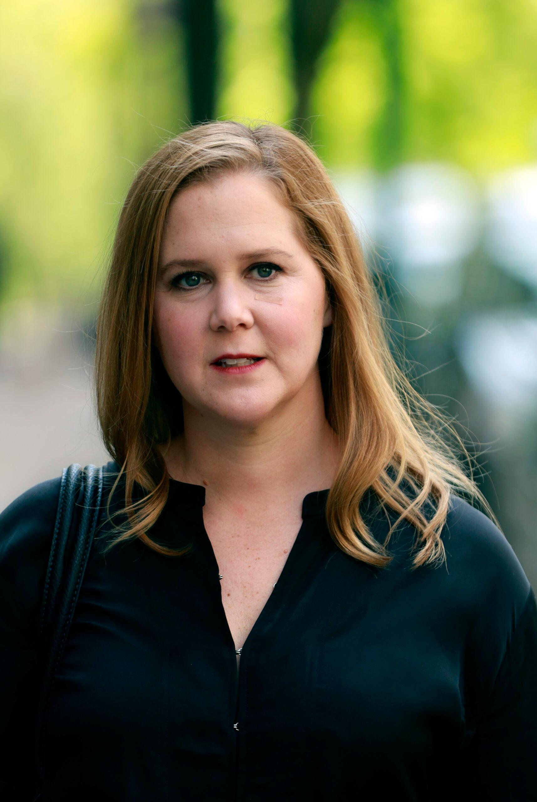 Amy Schumer filming "Life And Beth"