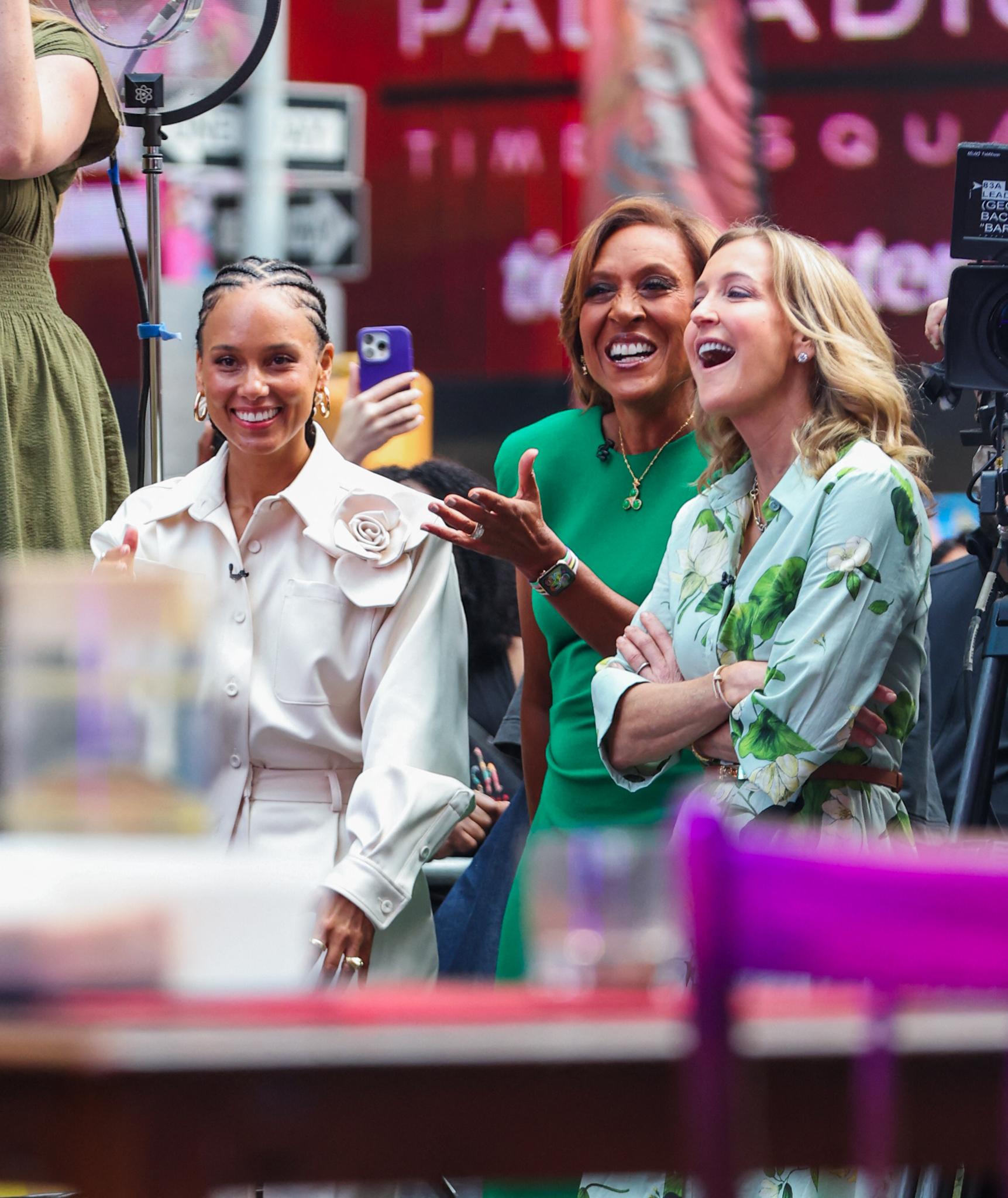 Alicia Keys, Robin Roberts and Lara Spencer are seen outside of Good Morning America this morning in the final day at the Times Square Studios in New York City