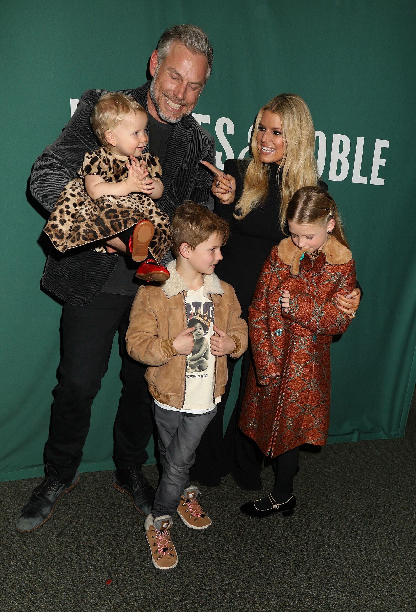 Jessica Simpson, Eric Johnson, and kids