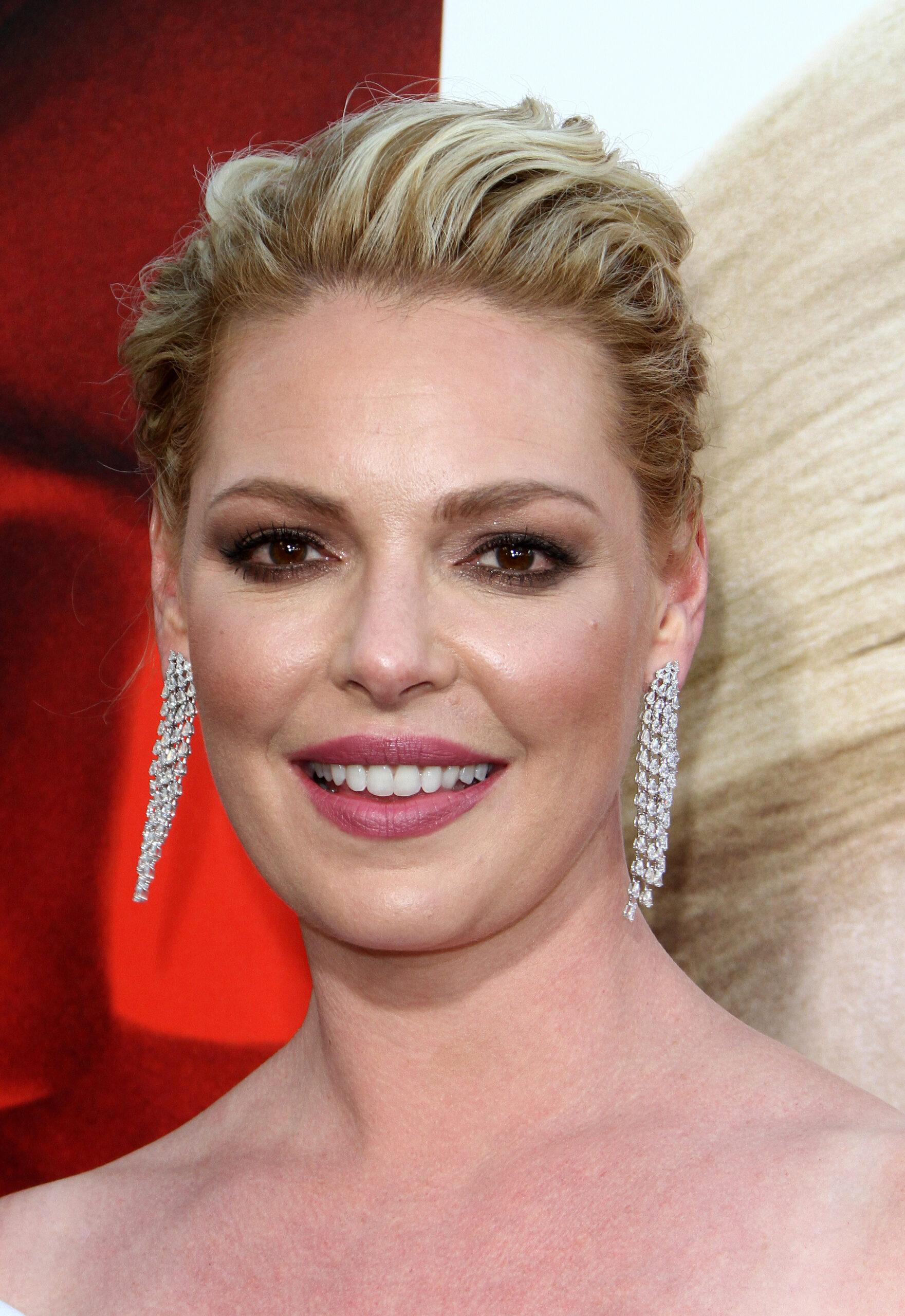 Katherine Heigl at the premiere of "Unforgettable"