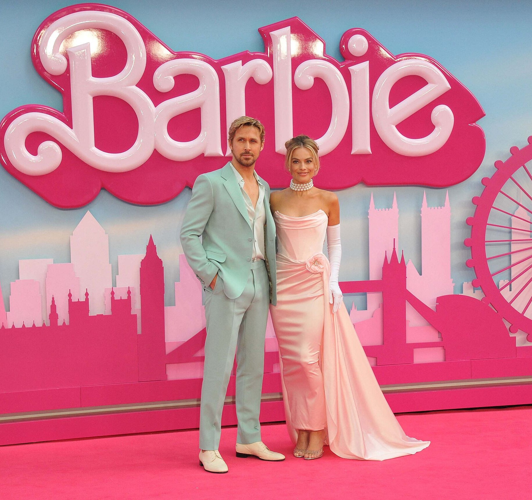 Ryan Gosling Smashes Beer Bottle Over Jimmy Kimmel’s Head