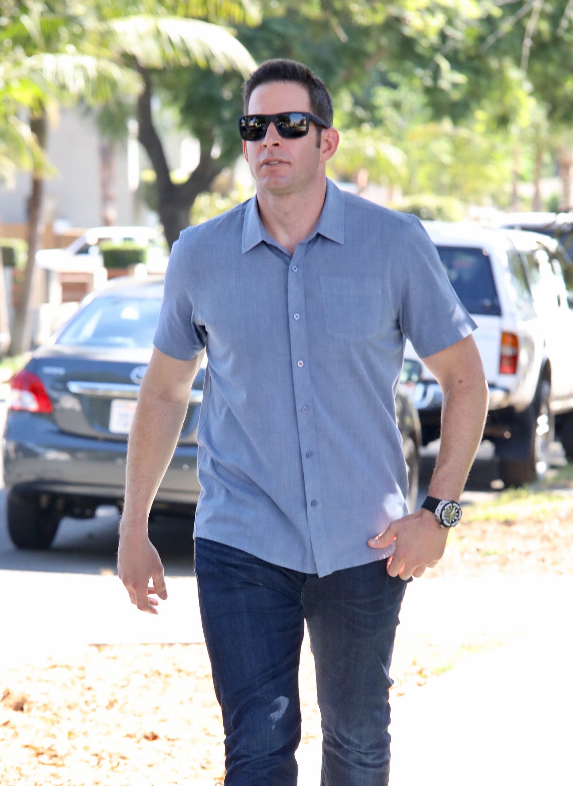 Tarek el Moussa films for Flip Flop show