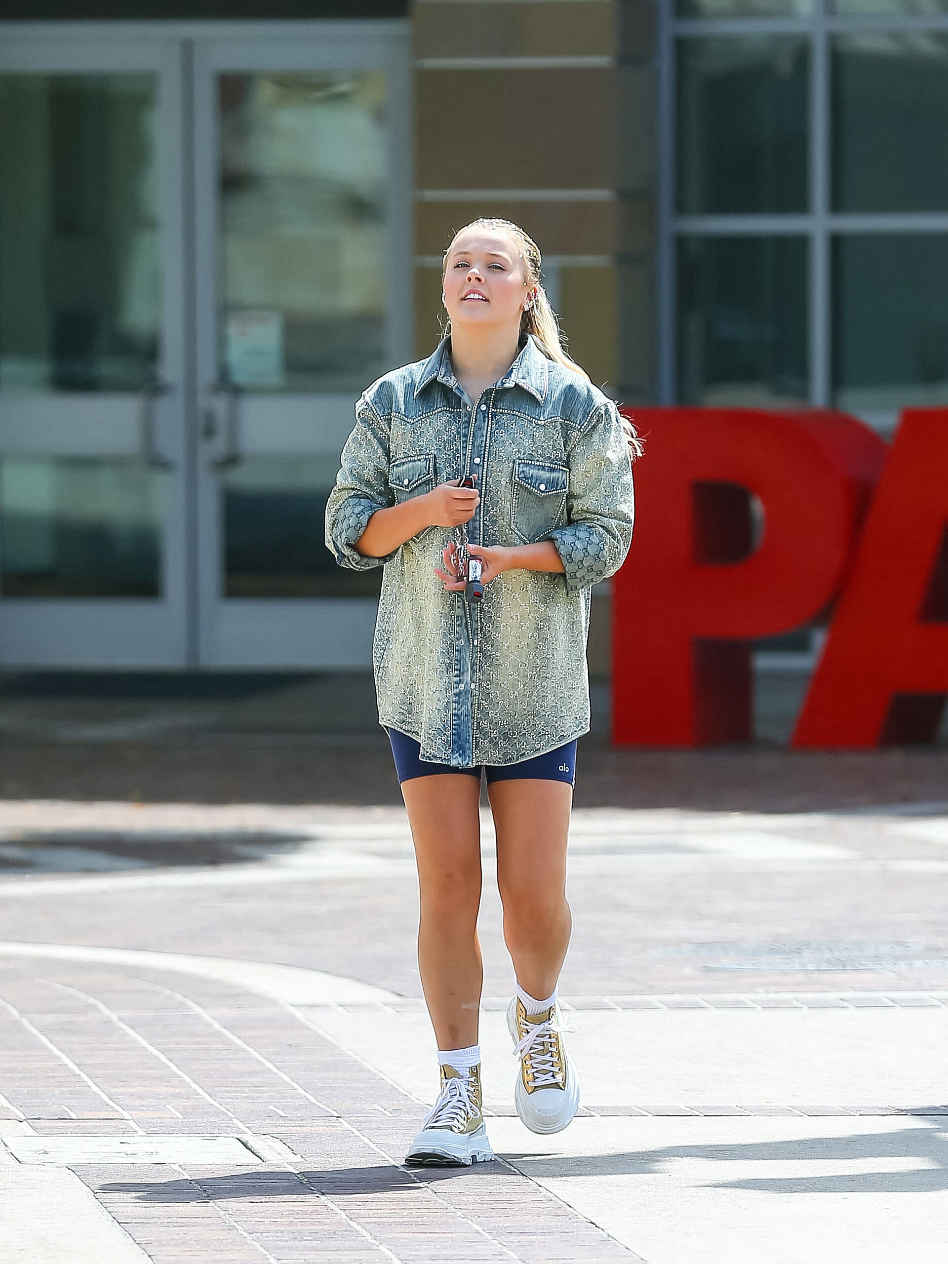 Heidi Klum arriving at apos America apos s Got Talent apos