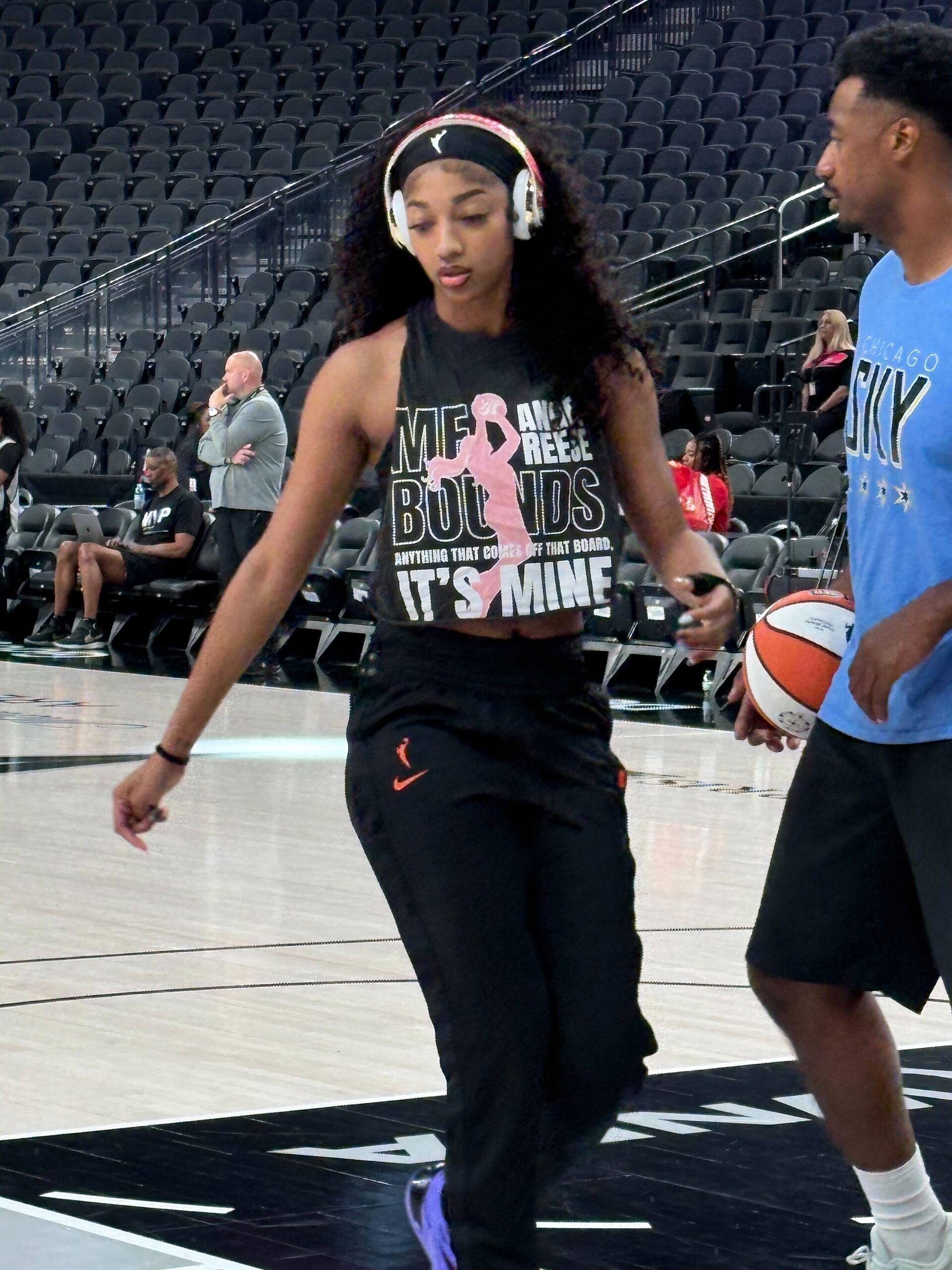 Angel Reese during the Chicago Sky vs Las Vegas Aces game.