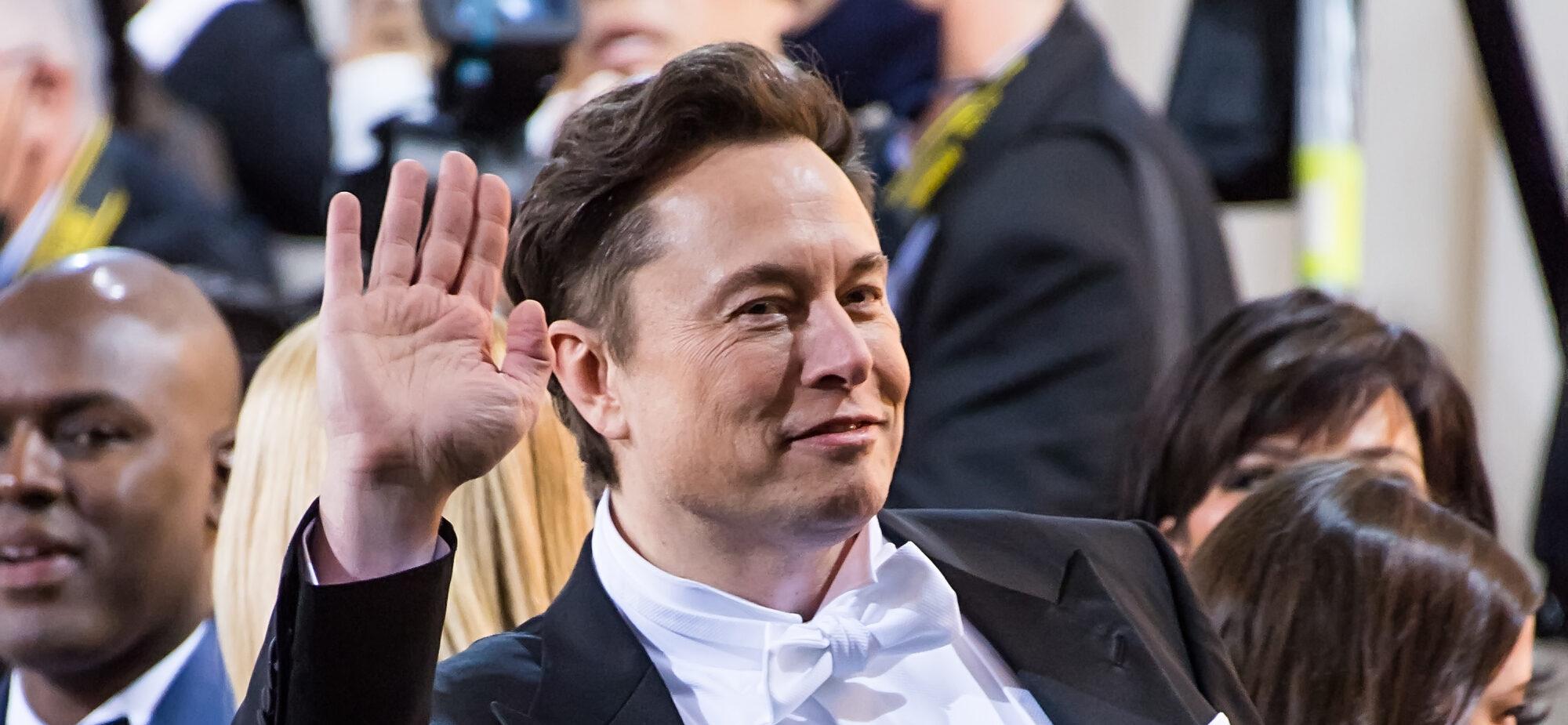 Elon Musk at The 2022 Met Gala Celebrating "In America: An Anthology Of Fashion" in New York City - Arrivals