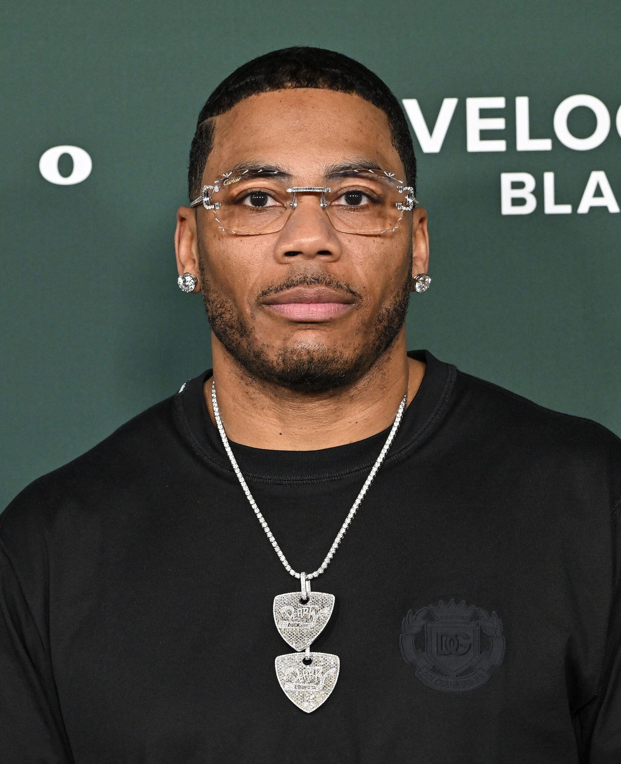 Nelly Rapper Fits Nelly Speaks Out Following Controversial Liberty Ball Performance