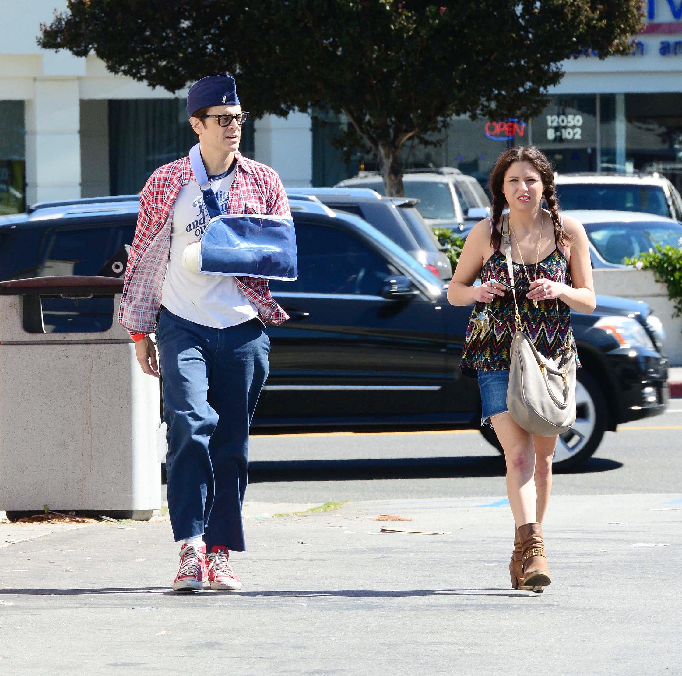 'Jackass' Star Johnny Knoxville's Ex-Wife Demands Physical Custody Of Children