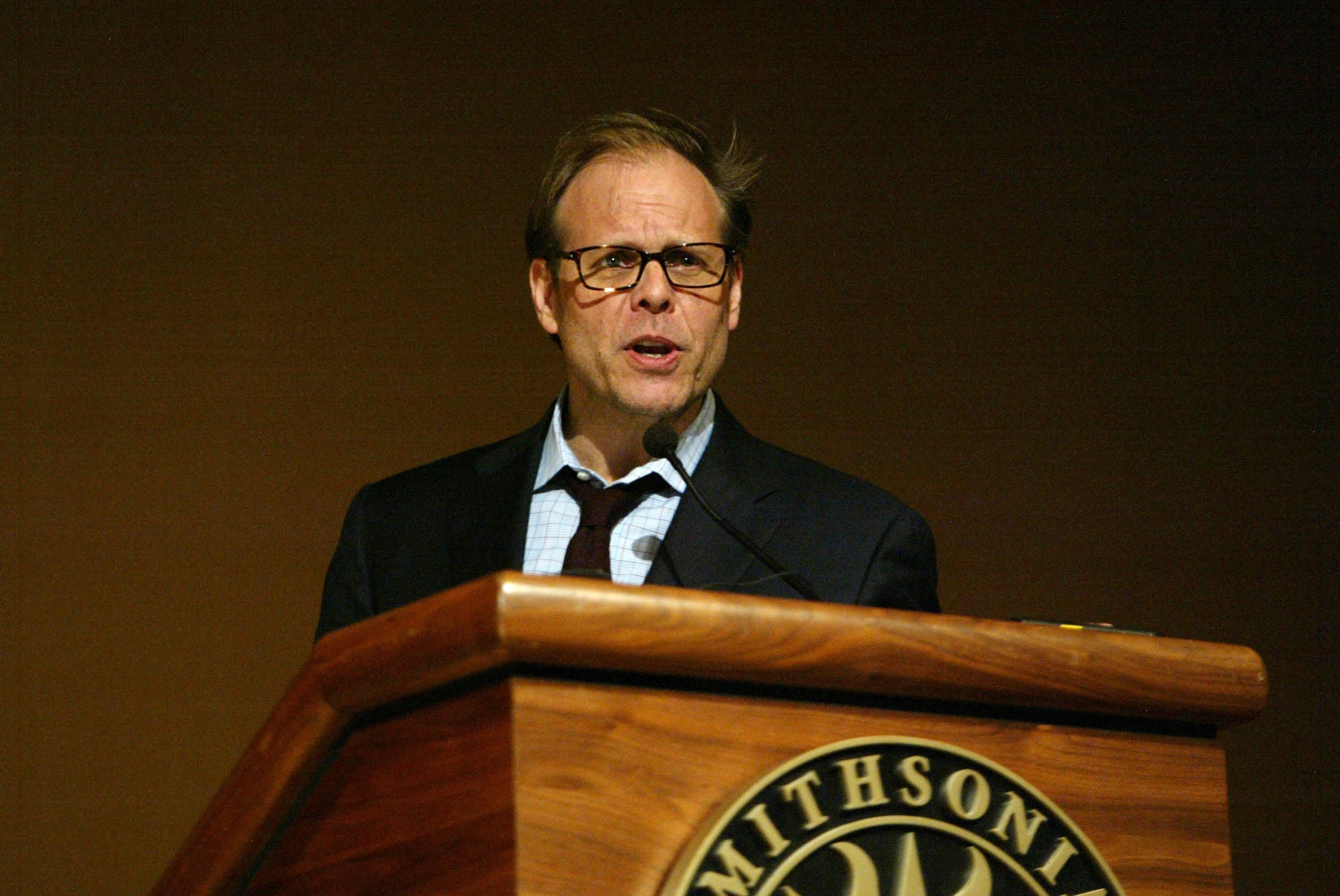 Alton Brown A panel discuss sea food tasting 