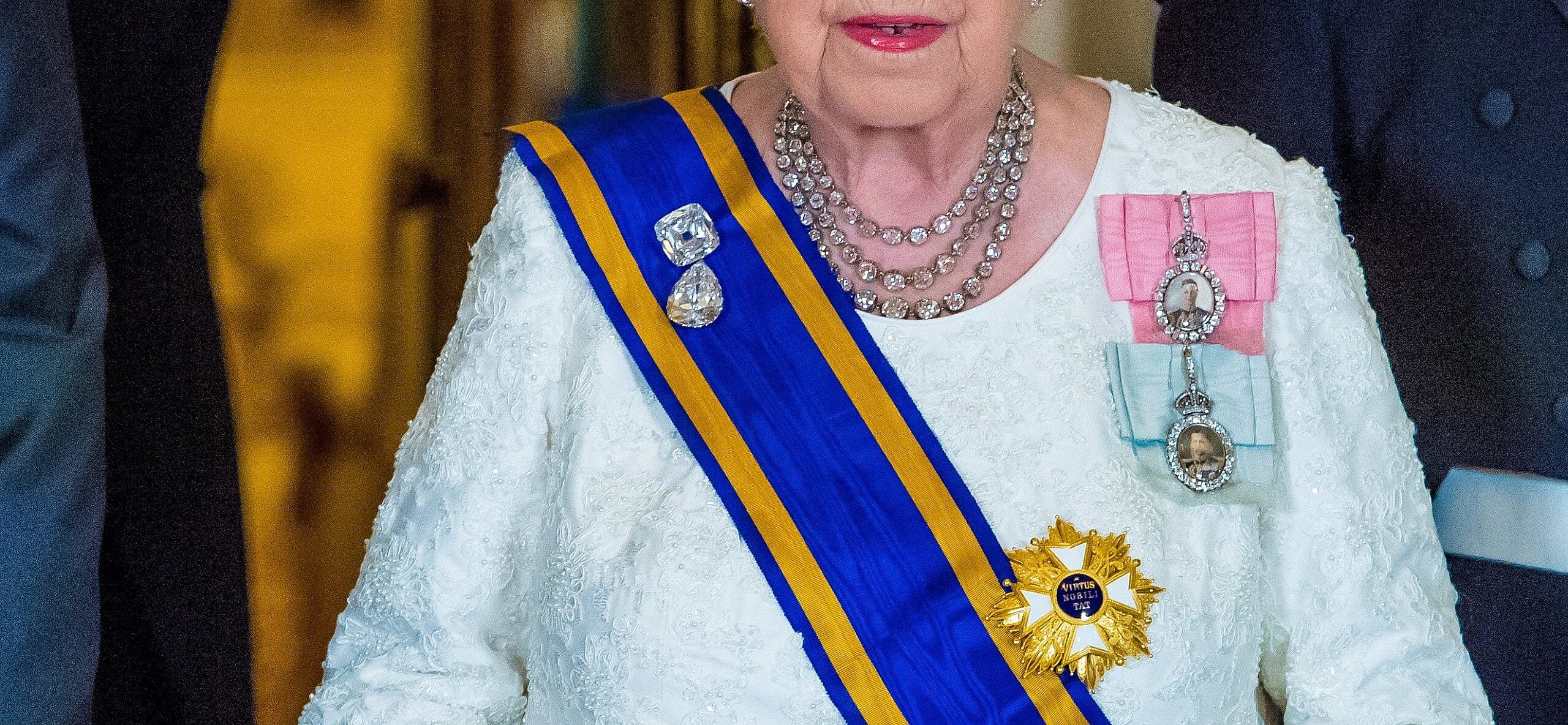 Queen Elizabeth dies aged 96 - 8 Sep 2022