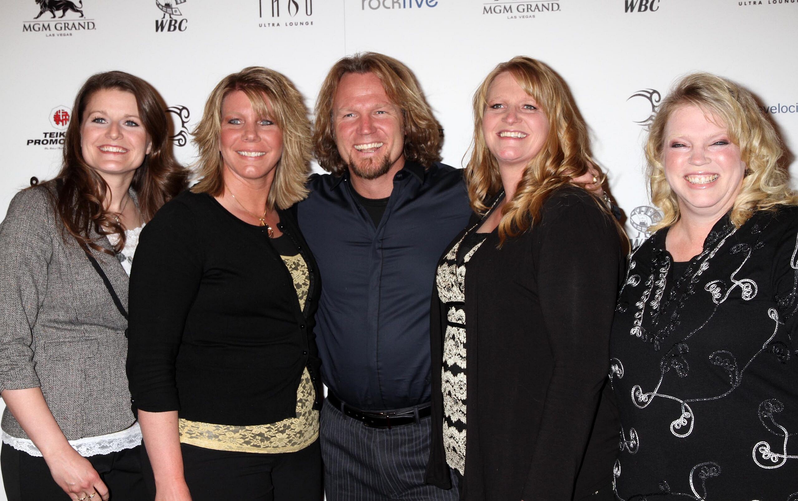 Sister Wives cast smiling