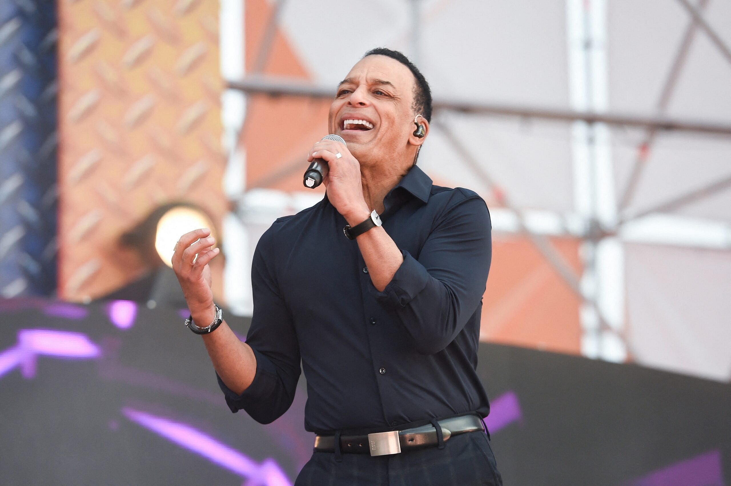 Jon Secada