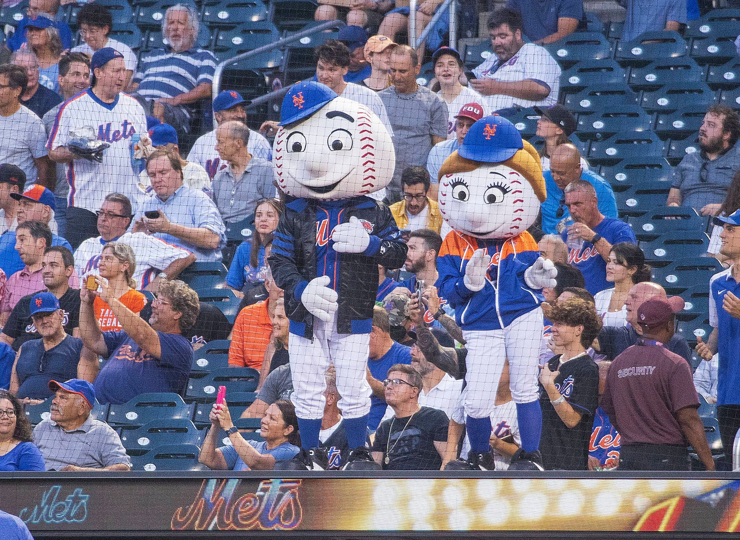 Mets mascot. 