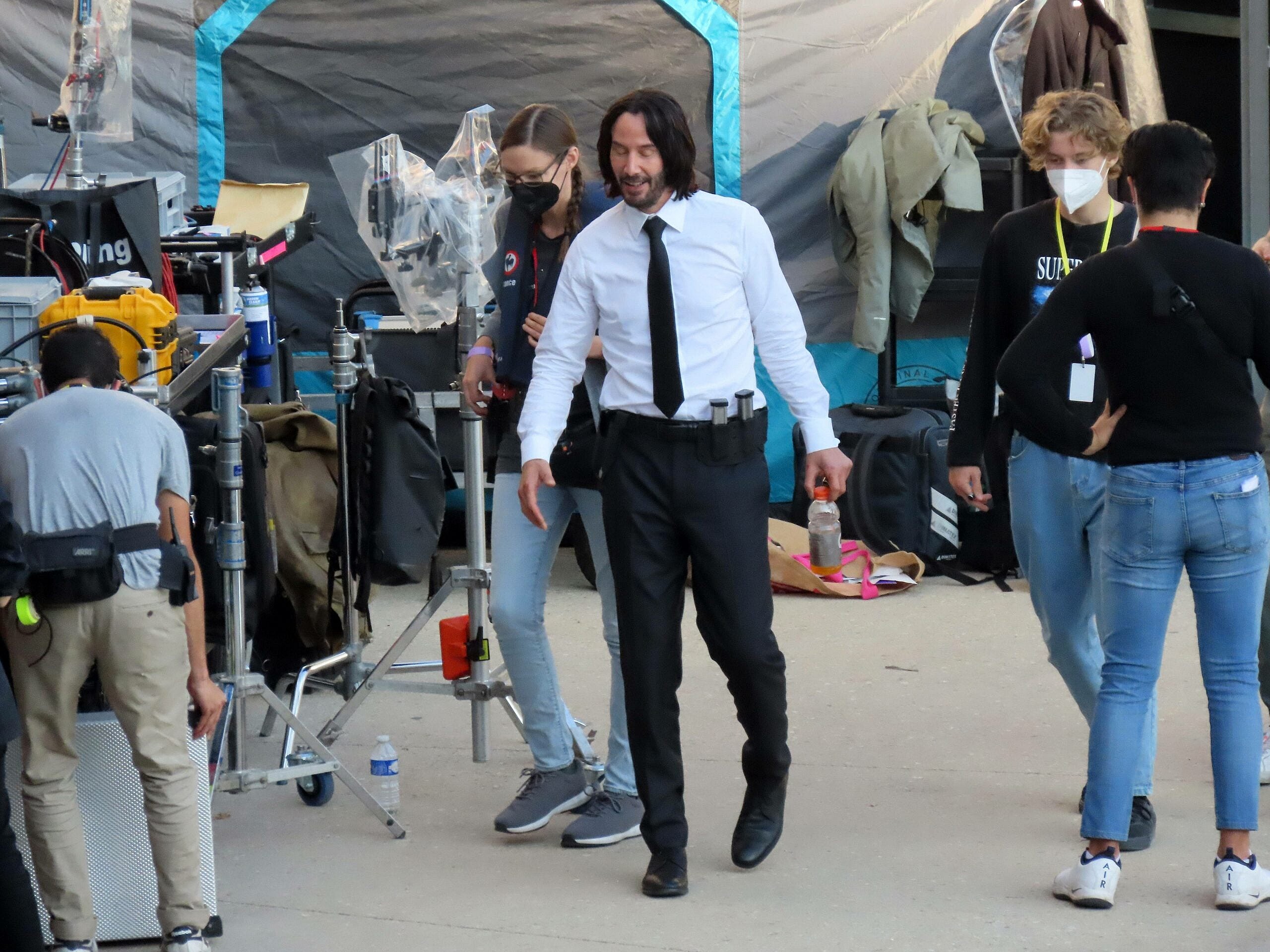 Keanu Reeves on the set of John Wick 4 with Keanu Reeves in Paris. 09 Oct 2021 Pictured: Keanu Reeves. 