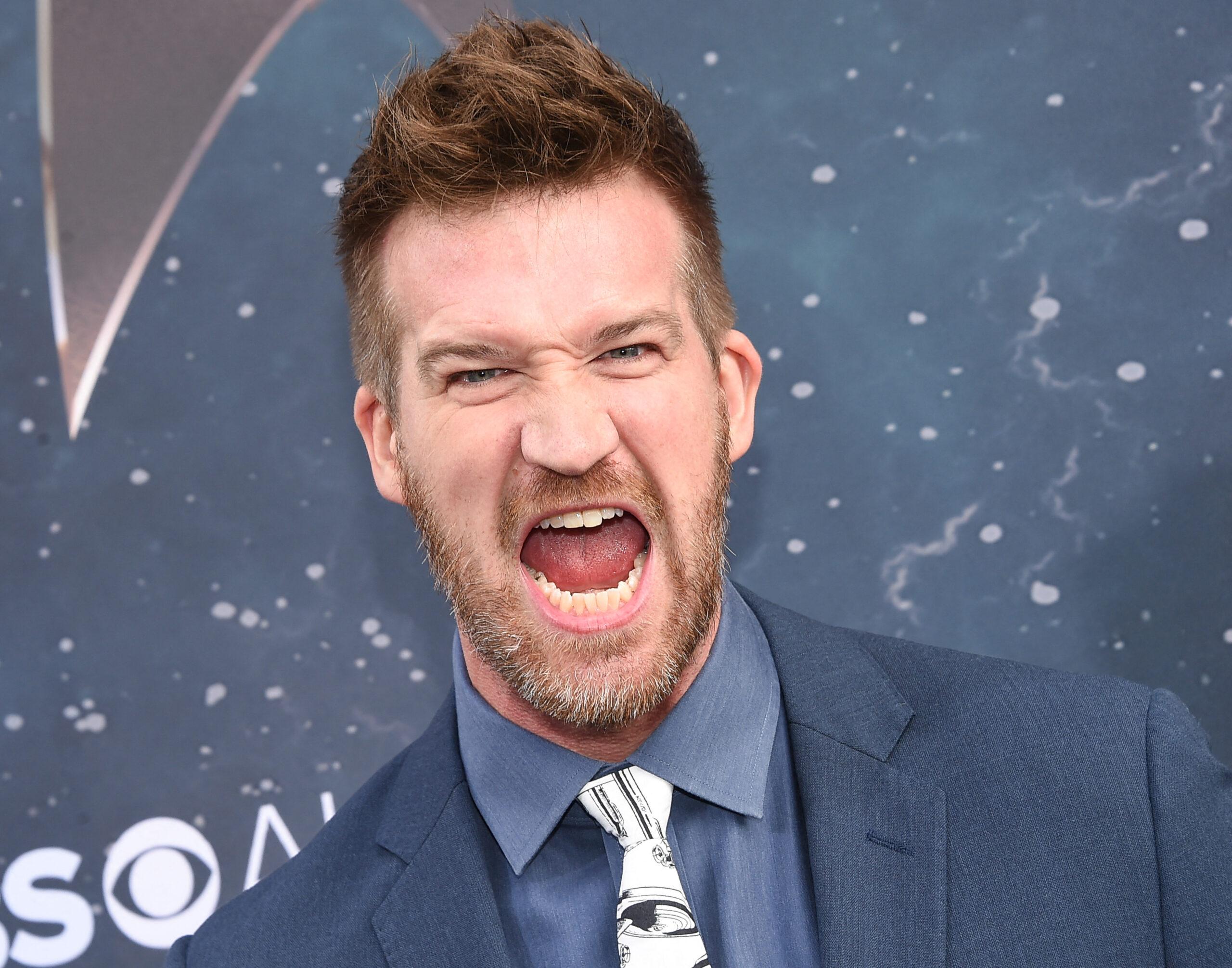 Kenneth Mitchell attends 'Star Trek: Discovery' Premiere
