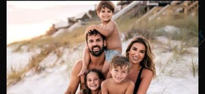 Jessie James Decker stands up to trolls for family