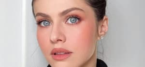 Alexandra Daddario close up