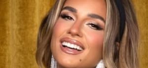 Jessie James Decker smiling
