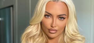 Lindsey Pelas close up