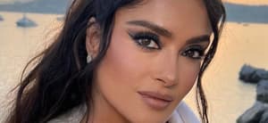 Salma Hayek close up