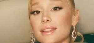 Ariana Grande close up