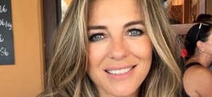 Elizabeth Hurley close up
