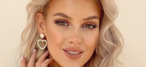 Veronika Rajek close up
