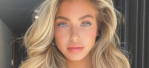 Hannah Palmer close up