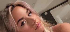 Emily Elizabeth takes a selfie.