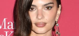 Emily Ratajkowski close up