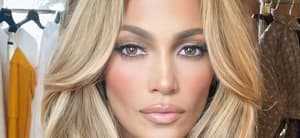Jennifer Lopez close up