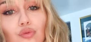 Miley Cyrus close up