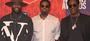 Boyz II Men at the CMAs