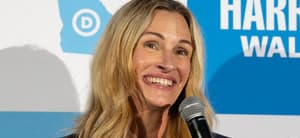 Julia Roberts at Kamala Harris Rally