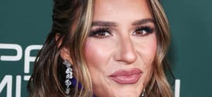 Jessie James Decker close up