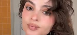 Emily Ratajkowski close up