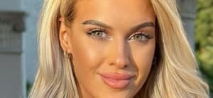 Veronika Rajek close up