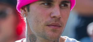 Justin Bieber wearing pink beanie