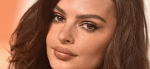 Emily Ratajkowski close up