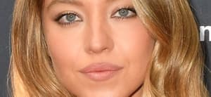 Sydney Sweeney close up