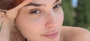 Gal Gadot close up