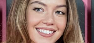 Sydney Sweeney close up