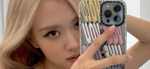 Blackpink's Rose selfie